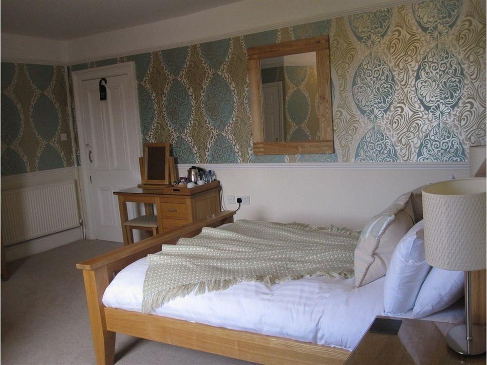 Yeo Dale Hotel バーンスタプル エクステリア 写真